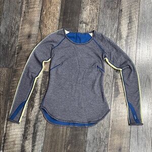 lululemon athletica Gray and Blue Long Sleeve Top